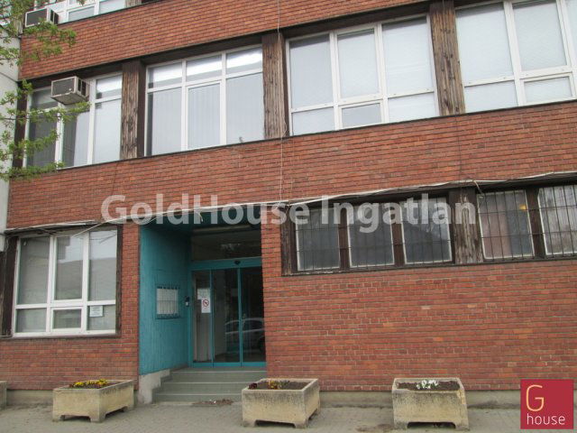 Eladó ipari ingatlan, Komáromban 1200 M Ft / költözzbe.hu