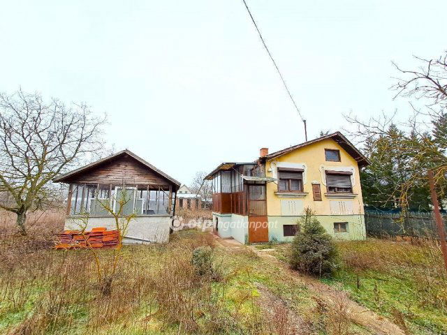Eladó családi ház, Kecskeméten 14.9 M Ft, 1+1 szobás