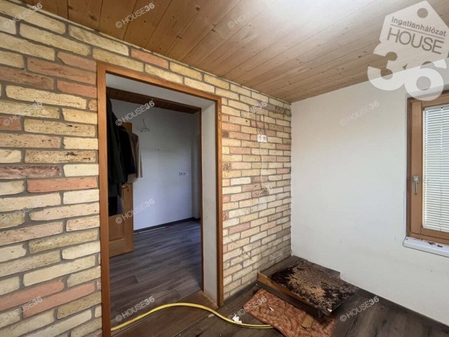 Eladó családi ház, Kecskeméten 80 M Ft, 3 szobás