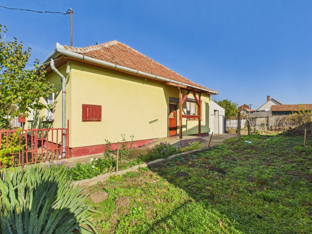 Eladó családi ház, Ebesen 54.9 M Ft, 2 szobás