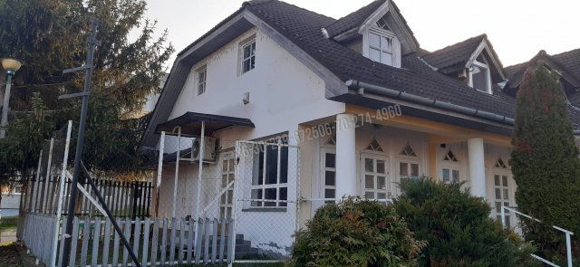 Eladó üzlethelyiség, Rétságon 27.8 M Ft, 1 szobás