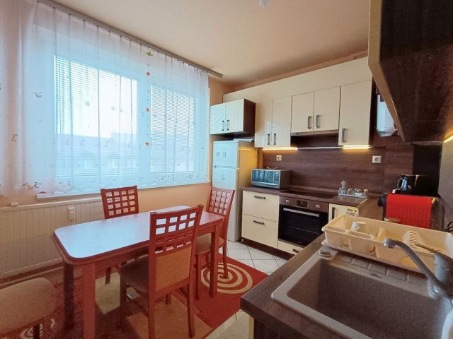 Kiadó panellakás, albérlet, Nyíregyházán 150 E Ft / hó