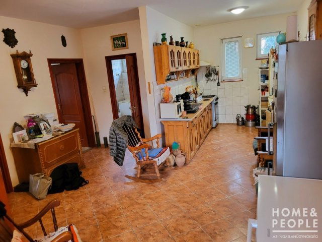 Eladó családi ház, Domaszéken 68.99 M Ft, 3 szobás