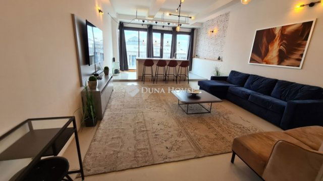 Eladó téglalakás, Budapesten, V. kerületben 168 M Ft, 2 szobás