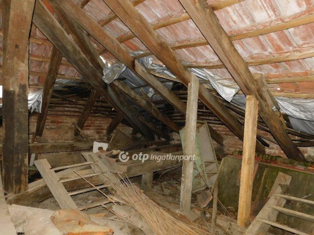 Eladó ipari ingatlan, Sásdon 500 M Ft / költözzbe.hu