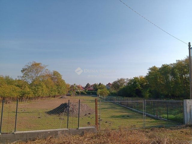 Eladó telek, Ráckevén 18 M Ft / költözzbe.hu