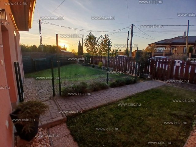 Eladó téglalakás, Maglódon 99.5 M Ft, 3 szobás