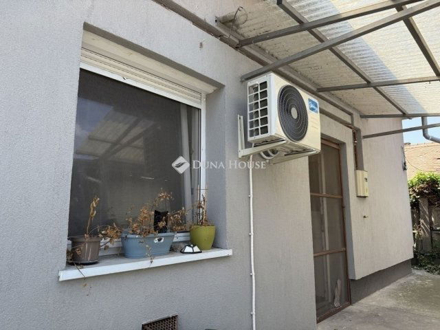 Eladó téglalakás, Monoron 125 M Ft, 7 szobás