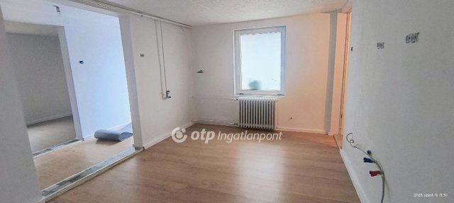 Eladó családi ház, Kaszaperen 15.5 M Ft, 3 szobás