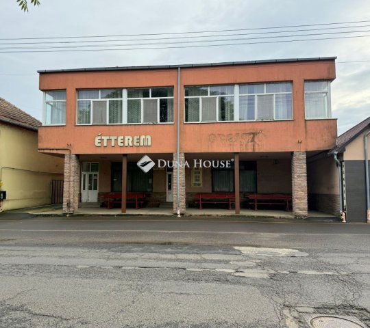 Eladó ipari ingatlan, Rakamazon, Szent István úton 120 M Ft