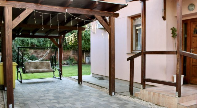 Eladó családi ház, Gyulán 79 M Ft, 5 szobás