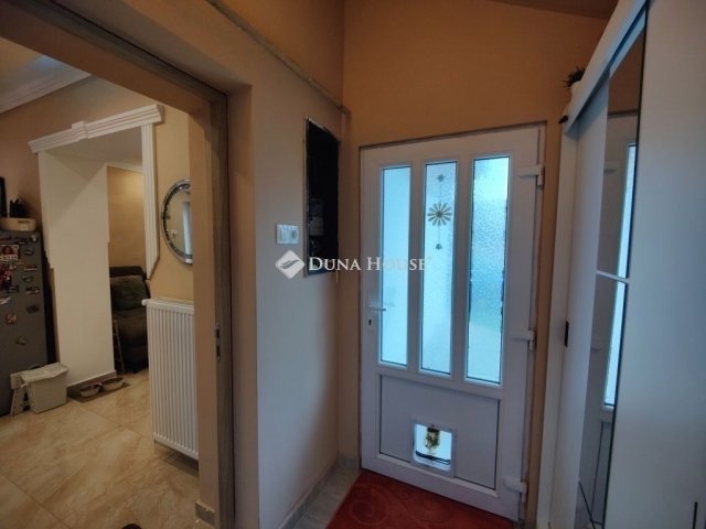 Eladó családi ház, Budapesten, XVIII. kerületben 89.9 M Ft