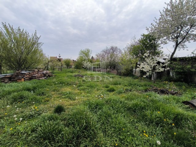 Eladó családi ház, Zsámbokon 30 M Ft, 2+1 szobás