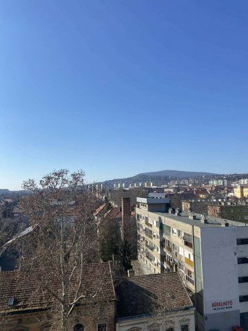 Kiadó téglalakás, albérlet, Pécsett 130 E Ft / hó, 1 szobás