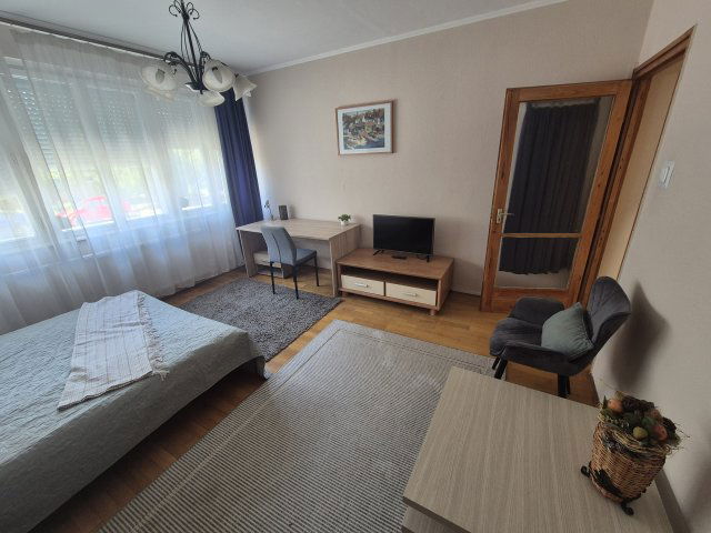Kiadó téglalakás, albérlet, Debrecenben 250 E Ft / hó, 2 szobás