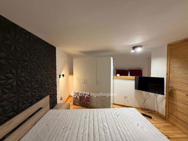 Eladó téglalakás, Budapesten, V. kerületben 78 M Ft, 1+1 szobás