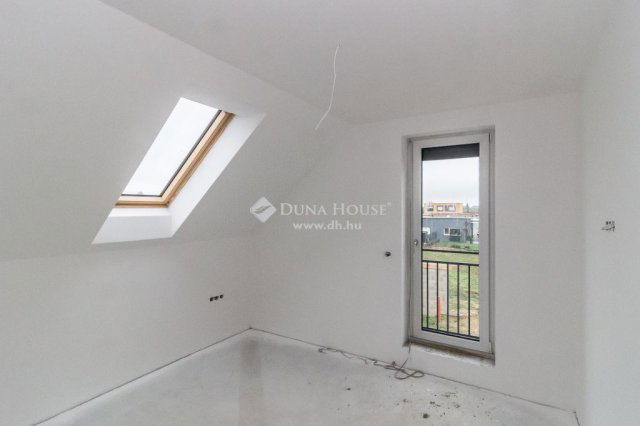 Eladó ikerház, Szombathelyen 159 M Ft, 4 szobás