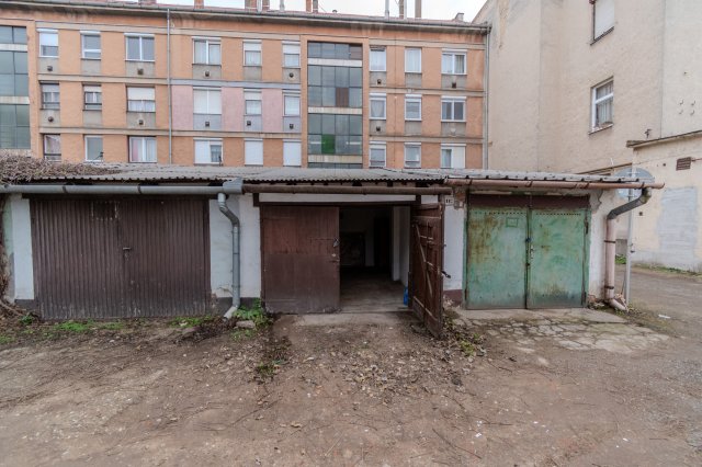 Eladó garázs, Debrecenben 3.9 M Ft / költözzbe.hu