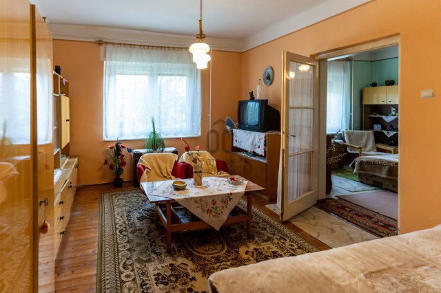 Eladó családi ház, Abonyban 27.9 M Ft, 2 szobás