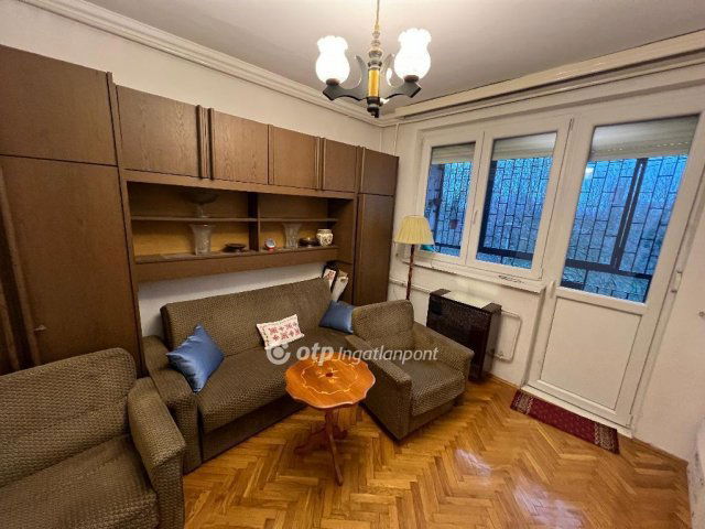 Eladó téglalakás, Budapesten, XV. kerületben 70 M Ft, 1+1 szobás