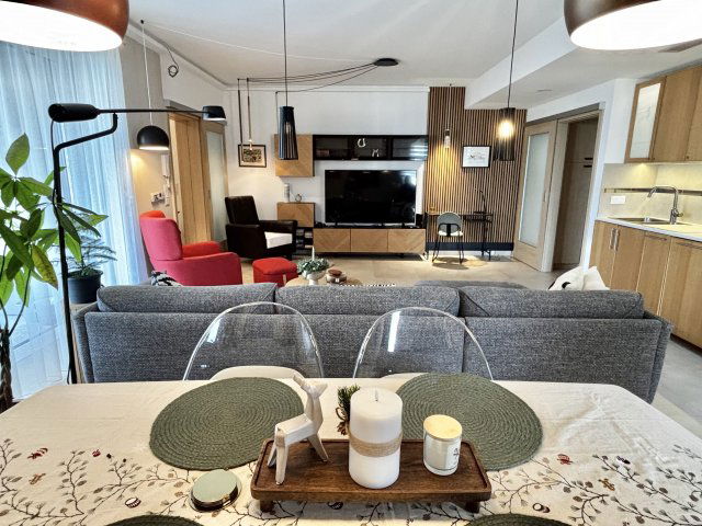 Kiadó téglalakás, albérlet, Csopakon 500 E Ft / hó, 4 szobás