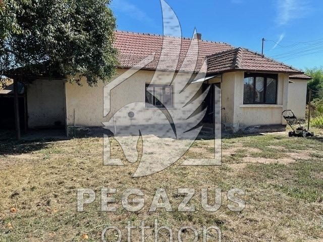 Eladó családi ház, Tiszaszentimrén 11.5 M Ft, 2 szobás