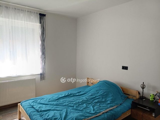 Eladó családi ház, Érden 129 M Ft, 3 szobás