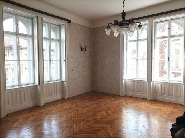 Kiadó téglalakás, albérlet, VIII. kerületben, József körúton
