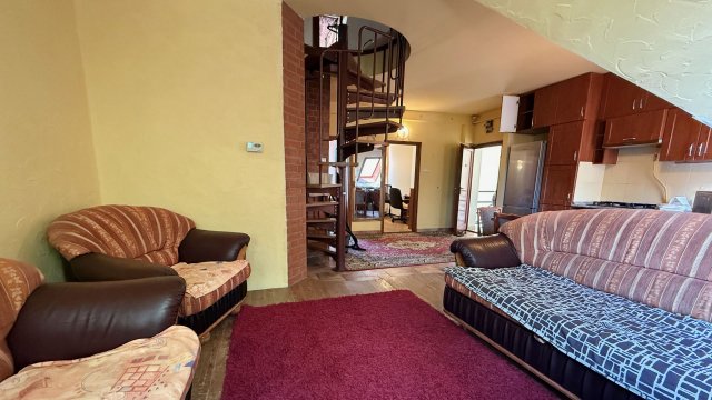 Kiadó téglalakás, albérlet, Debrecenben 280 E Ft / hó, 4 szobás