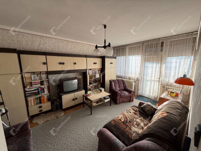 Eladó téglalakás, Szombathelyen 39.9 M Ft, 2 szobás