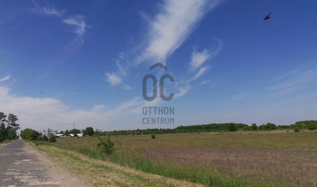 Eladó mezogazdasagi ingatlan, Hortobágyon 35 M Ft