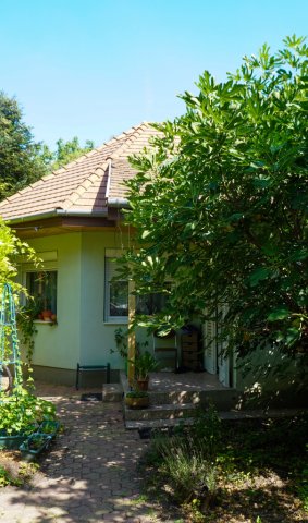 Eladó családi ház, Gárdonyban 89.9 M Ft, 4 szobás
