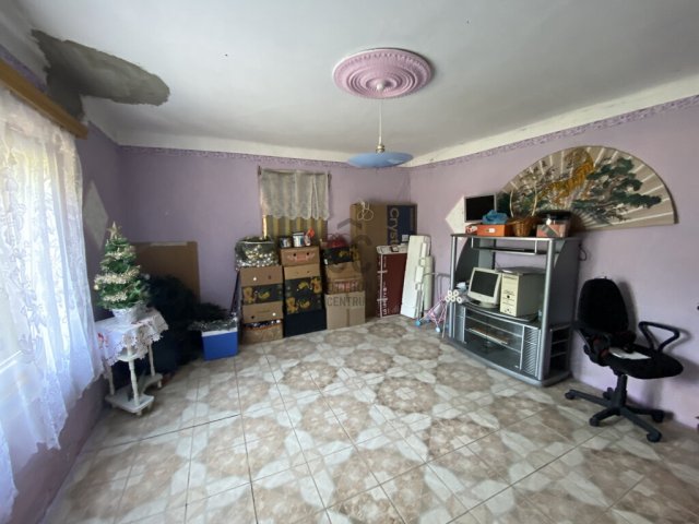 Eladó családi ház, Abonyban 27.5 M Ft, 4 szobás