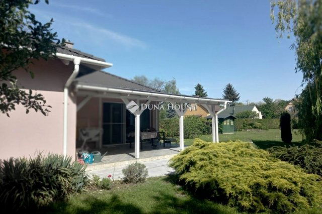 Eladó családi ház, Balatonvilágoson 149.9 M Ft, 4 szobás