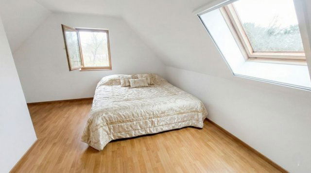 Eladó nyaraló, Balatonalmádiban 65 M Ft, 4 szobás