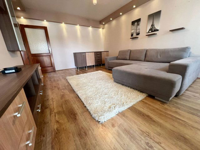 Kiadó téglalakás, albérlet, Debrecenben 350 E Ft / hó, 3 szobás