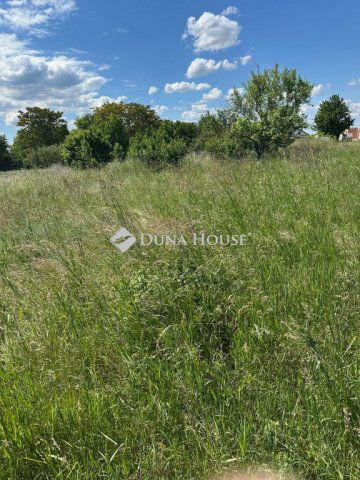 Eladó telek, Ráckeresztúron, Liliom utcában 16.7 M Ft