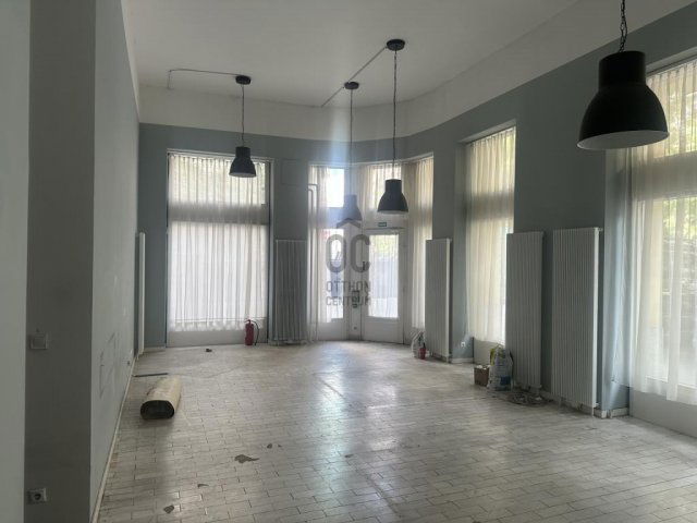 Eladó ipari ingatlan, Budapesten, V. kerületben 330 M Ft