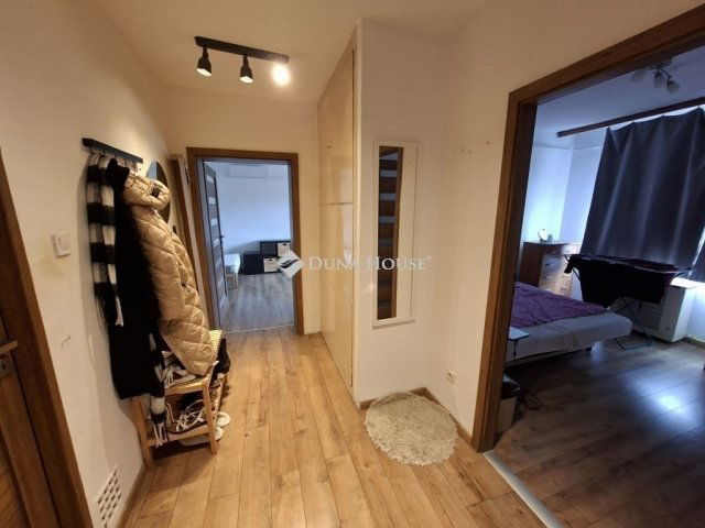 Eladó téglalakás, Szegeden 59.9 M Ft, 2 szobás