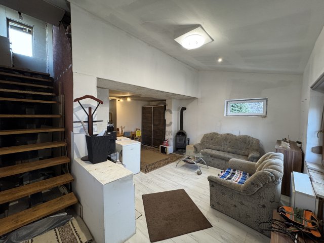 Eladó családi ház, Szekszárdon, Bor utcában 17 M Ft, 2 szobás