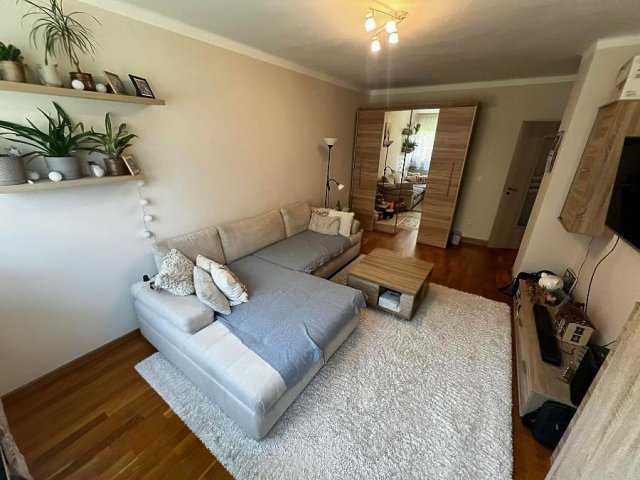 Eladó panellakás, Gödöllőn 68.9 M Ft, 2 szobás