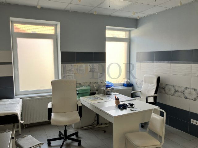 Kiadó üzlethelyiség, Budapesten, XXII. kerületben 490 E Ft / hó