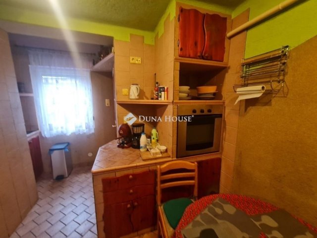 Eladó családi ház, Budapesten, XX. kerületben 85.5 M Ft