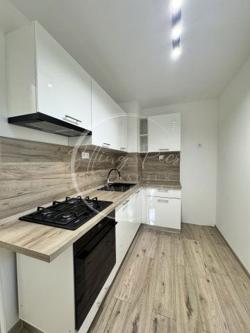 Eladó panellakás, Pécsett, Enyezd úton 48.5 M Ft, 2 szobás