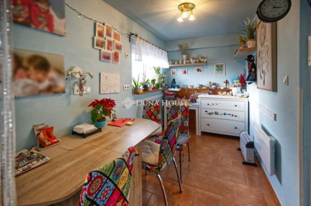 Eladó családi ház, Budakeszin 71.573 M Ft, 3 szobás