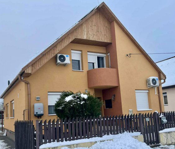 Eladó családi ház, Miskolcon 111 M Ft, 3 szobás