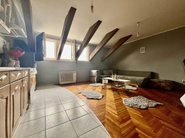 Eladó téglalakás, Békéscsabán 28.9 M Ft, 2 szobás