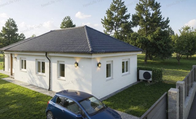 Eladó családi ház, Koroncón 108.35 M Ft, 5 szobás