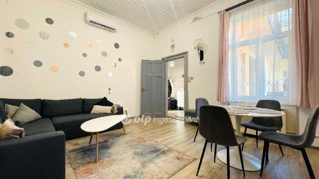 Eladó téglalakás, Budapesten, VII. kerületben 69 M Ft, 2 szobás