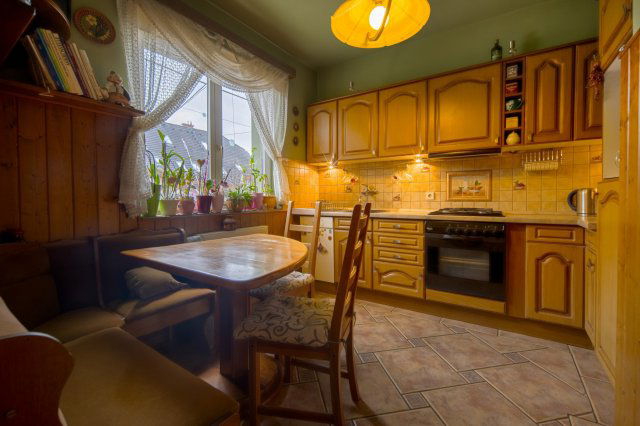 Eladó családi ház, XVII. kerületben, Kövirigó utcában